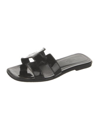 Hermès Oran Patent Leather Slides