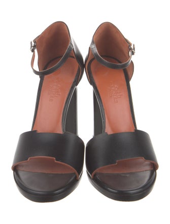 Hermès 2021 Diva Sandals