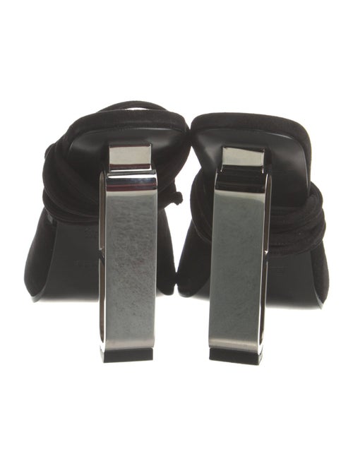 Hermès 2023 Image 100 Sandals