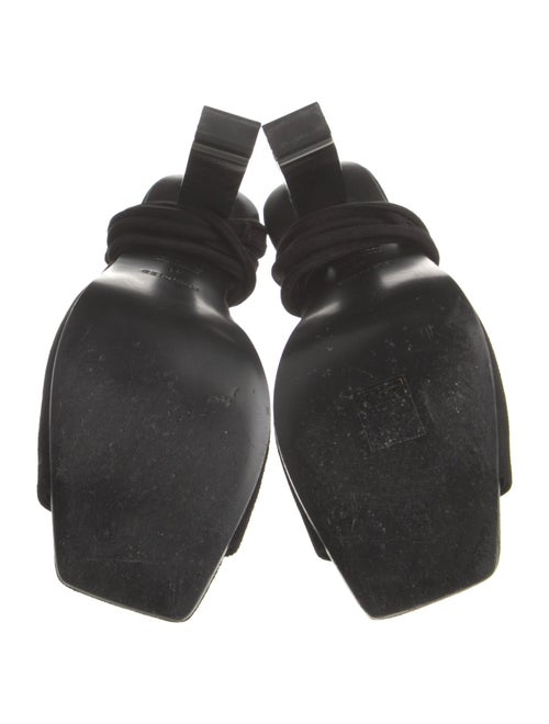 Hermès 2023 Image 100 Sandals