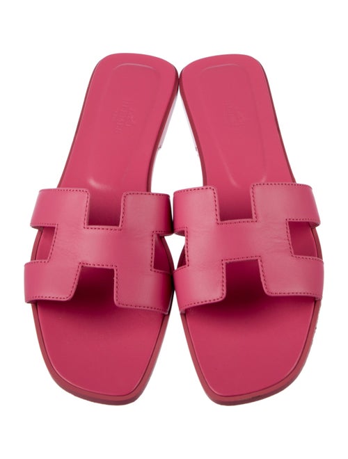 Hermès Oran H Logo Slides