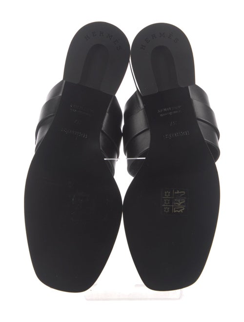 Hermès Kute Leather Slides