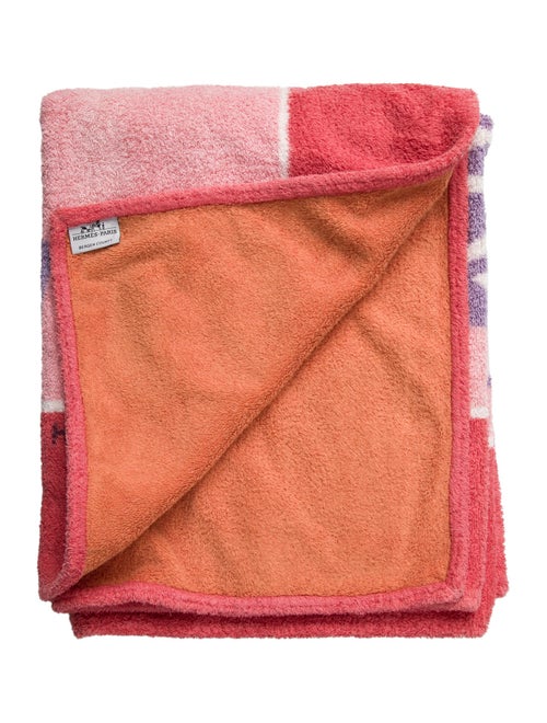 Hermès Elephant King Beach Towel