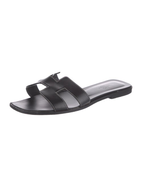 Hermès Oran H Logo Slides
