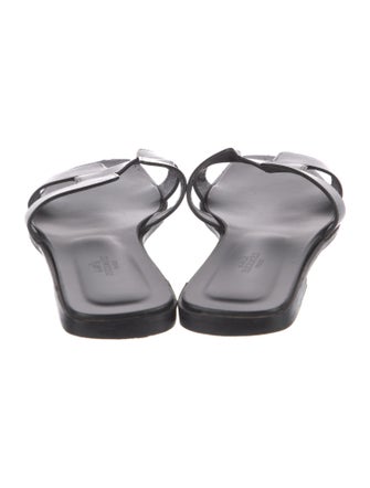 Hermès Oran H Logo Slides