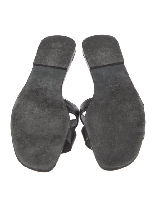 Hermès Oran H Logo Slides