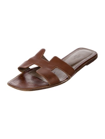 Hermès Oran H Logo Slides