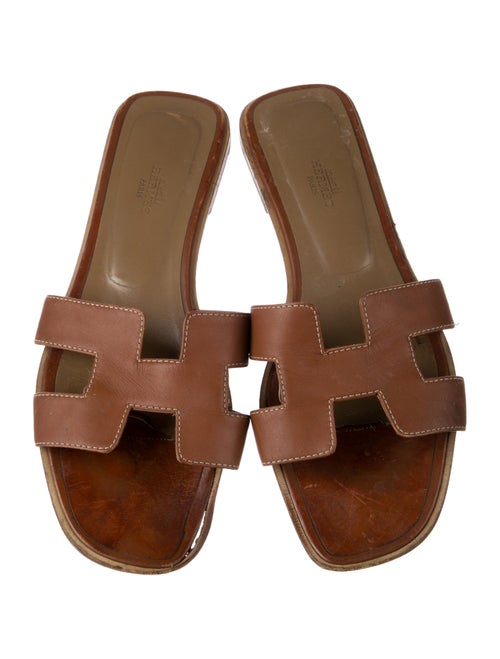 Hermès Oran H Logo Slides