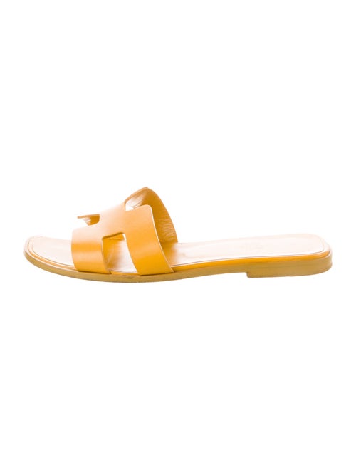 Hermès Oran H Logo Slides