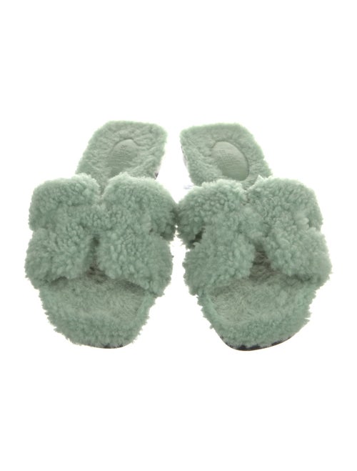 Hermès Oran H Logo Slides