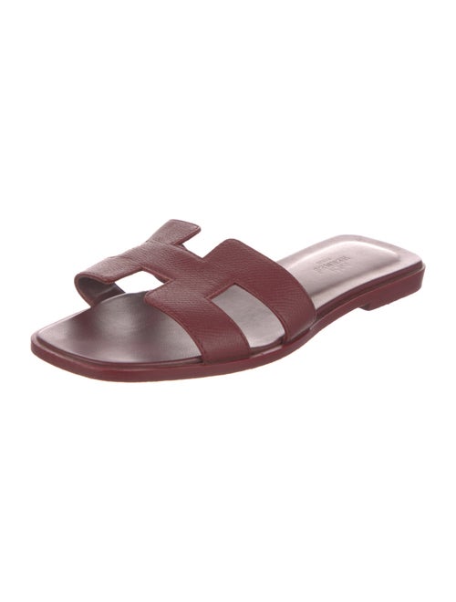 Hermès Oran H Logo Slides