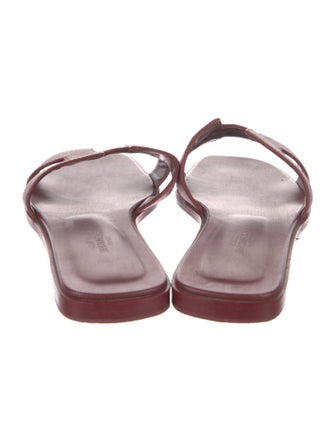 Hermès Oran H Logo Slides