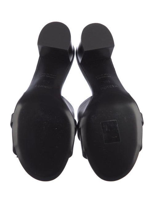 Hermès Gigi 50 Leather Slides