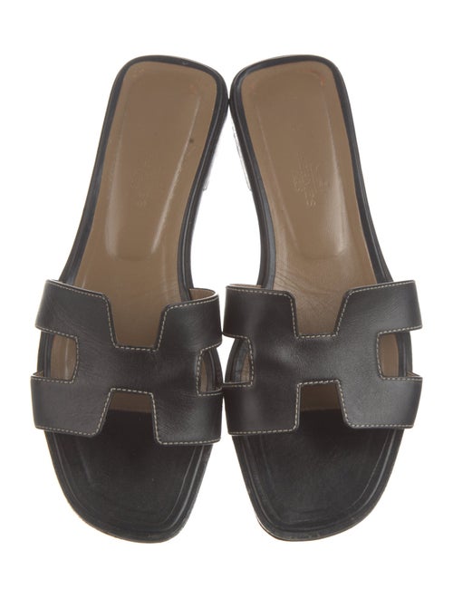Hermès Oran H Logo Slides