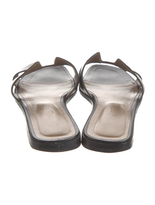 Hermès Oran H Logo Slides