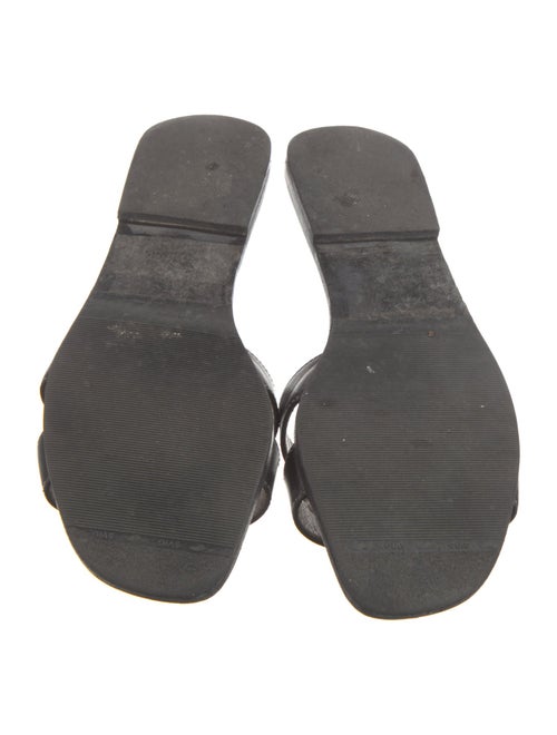 Hermès Oran H Logo Slides