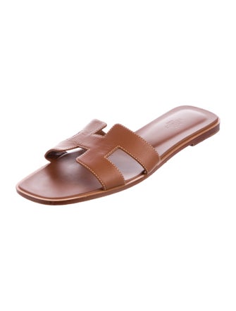 Hermès 2022 H Logo Slides