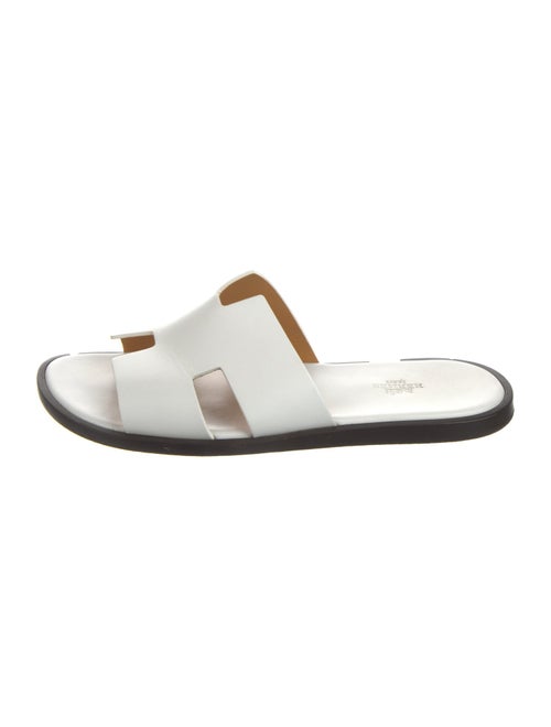 Hermès 2023 H Logo Slides