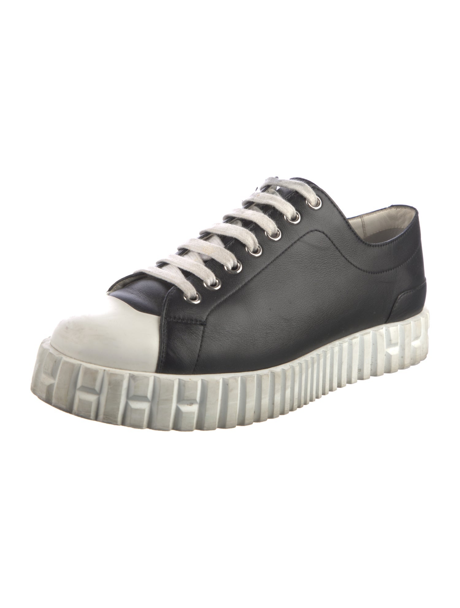 Hermès Cross Sneakers