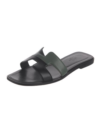 Hermès Oran H Logo Slides