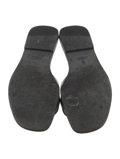 Hermès Oran H Logo Slides