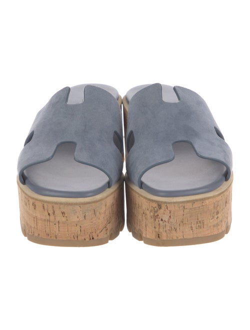 Hermès Eze 30 H Logo Slides