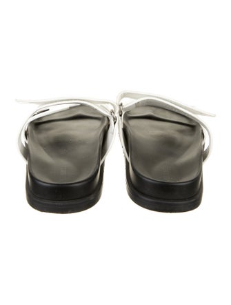 Hermès Chypre H Logo Slides