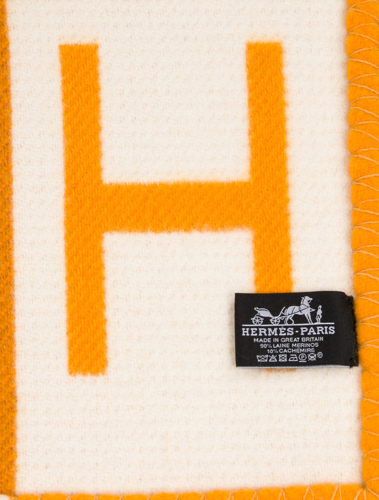 Hermès Avalon Vibration Throw Blanket