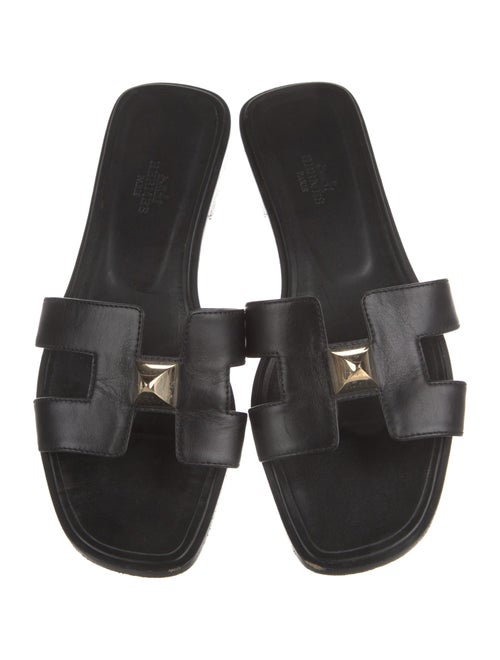 Hermès Medor Pyramid Oran H Logo Slides