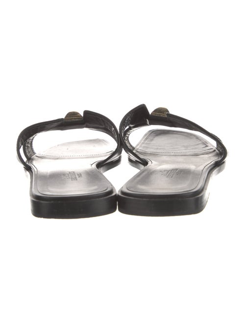 Hermès Medor Pyramid Oran H Logo Slides