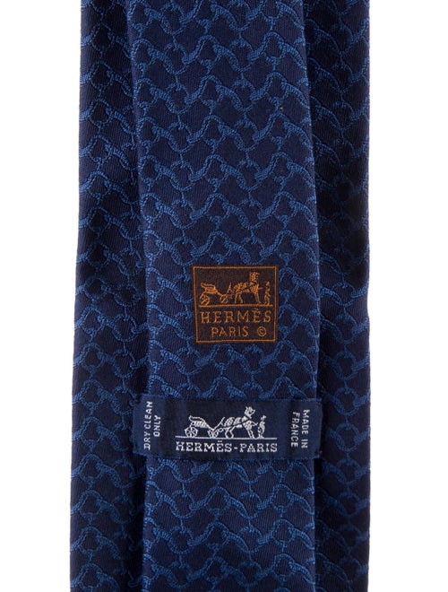 Hermès Silk Jacquard Patterned Tie