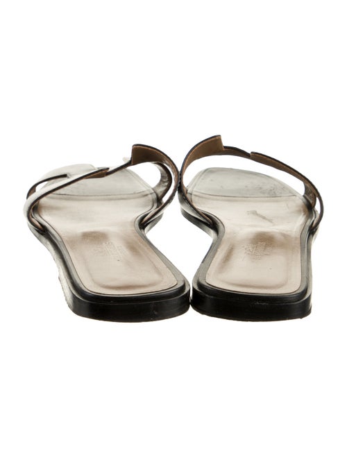 Hermès Oran H Logo Slides