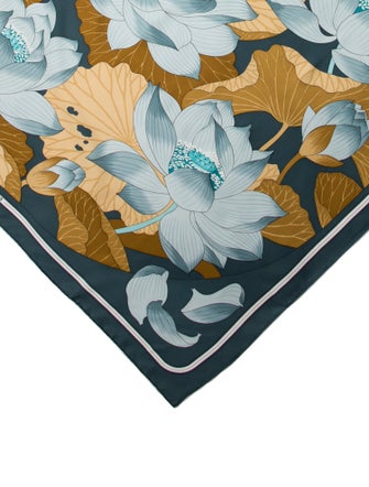 Hermès Fleurs De Lotus Silk Scarf