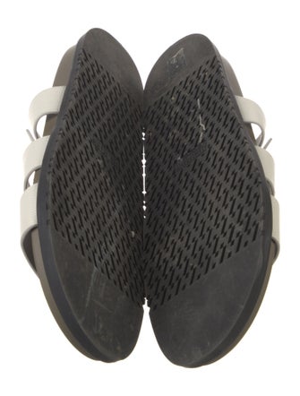 Hermès Chypre H Logo Slides