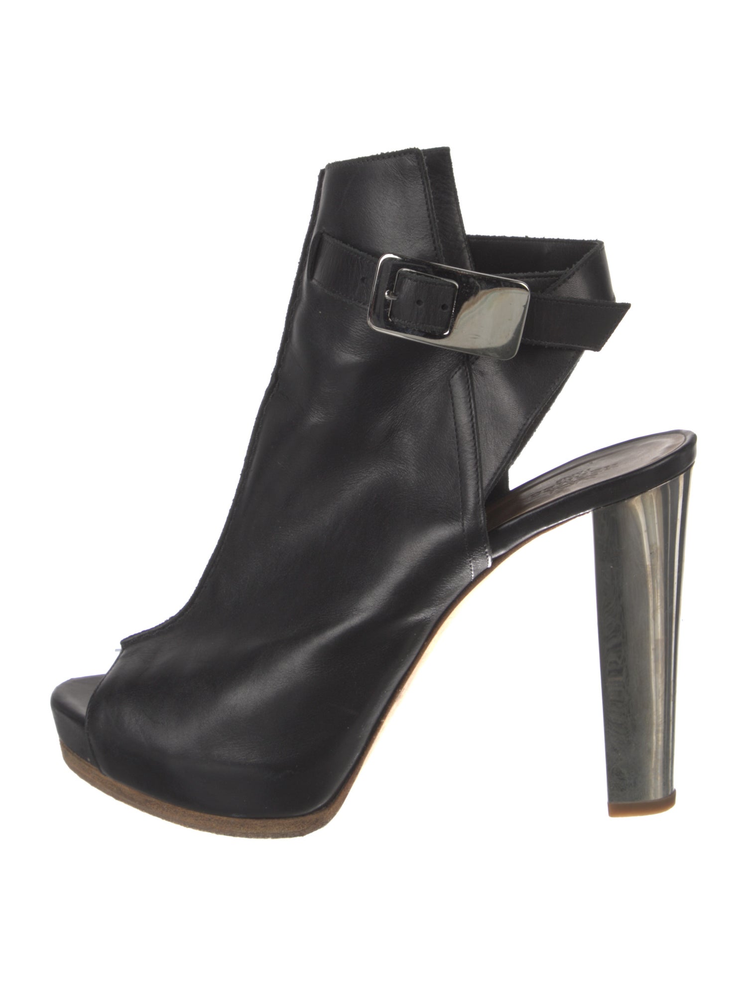 Hermès Leather Cutout Accent Slingback Pumps