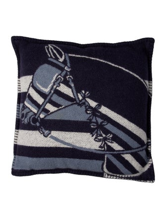 Hermès Couvertures Nouvelles Throw Pillow