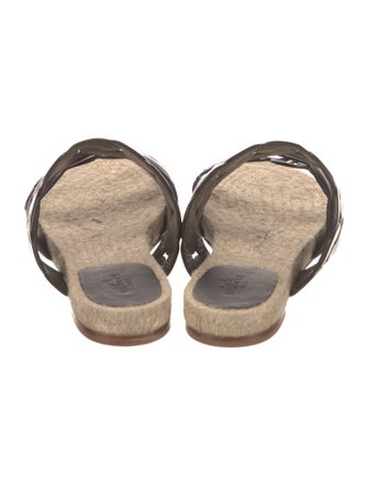 Hermès Gwen Leather Slides