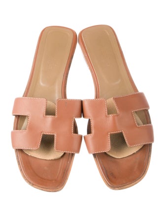 Hermès Oran H Logo Slides