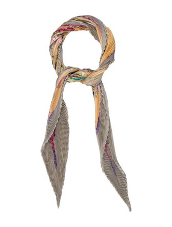 Hermès Regina Silk Scarf