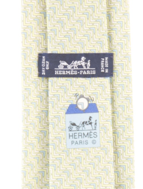 Hermès Silk Pattern Tie