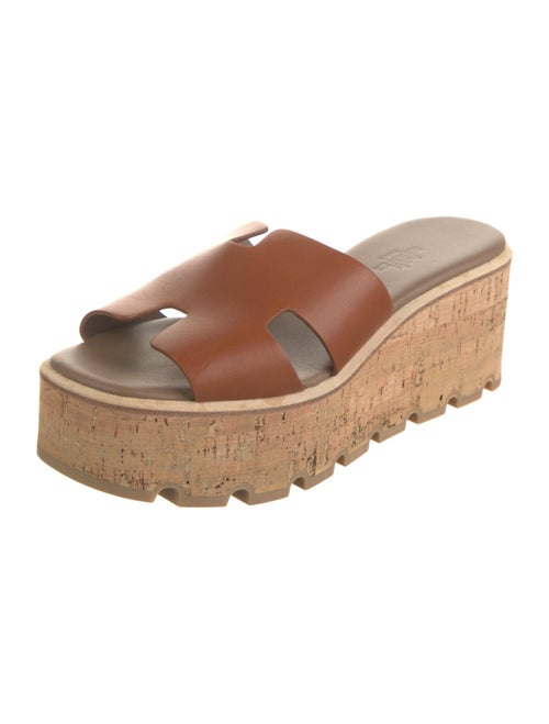 Hermès Eze 30 H Logo Slides