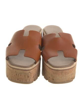 Hermès Eze 30 H Logo Slides