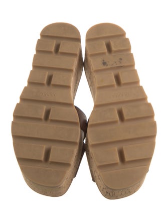 Hermès Eze 30 H Logo Slides