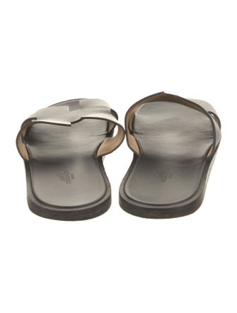 Hermès Izmir Leather Slides