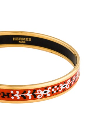 Hermès Narrow Enamel Bangle Bracelet