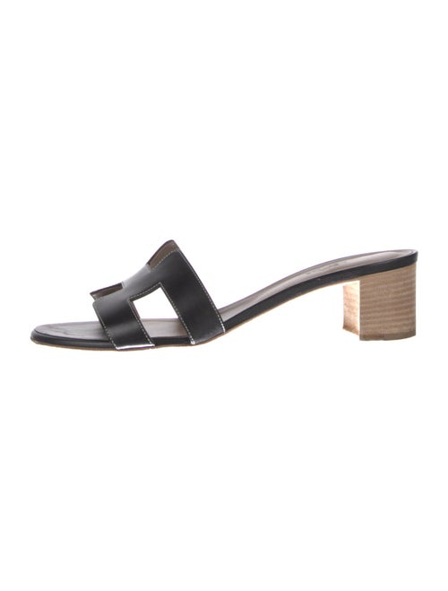 Hermès Leather Oasis Sandals