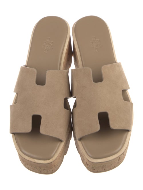 Hermès Eze 30 H Logo Slides