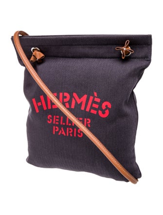 Hermès Toile Aline Grooming Bag