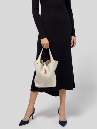 Hermès Clemence Picotin Lock 22