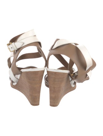 Hermès Giorno Leather Slingback Pumps